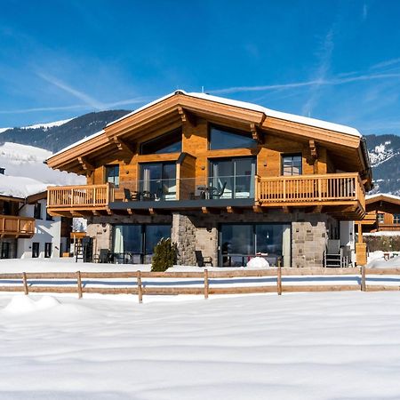 Detached Luxury Holiday Home With Sauna Niedernsill Exterior photo